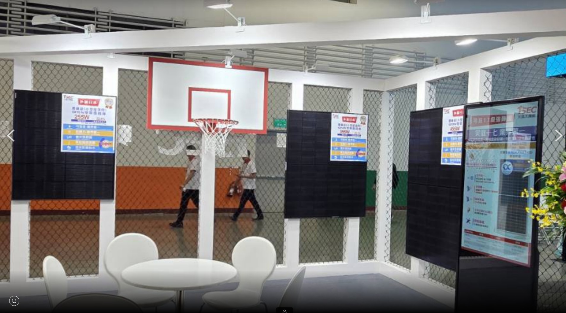 美観性に優れ、低反射で住宅向けのブラックモジュール